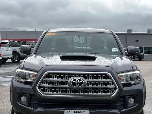 Magnetic Gray Metallic 2016 Toyota Tacoma TRD Sport