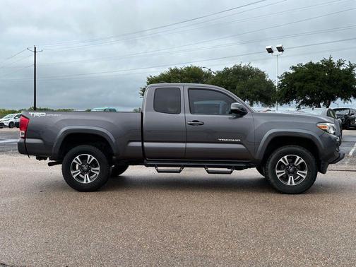 Magnetic Gray Metallic 2016 Toyota Tacoma TRD Sport