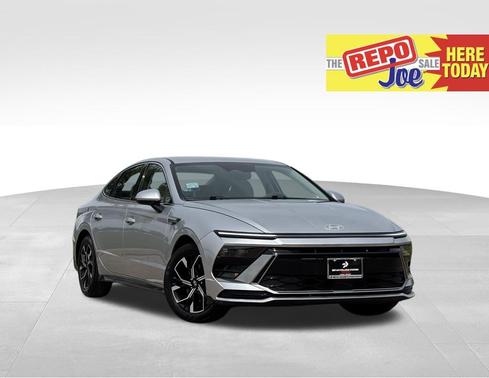 Aero Silver 2025 Hyundai SONATA SEL