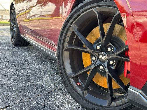Ultimate red 2025 Hyundai ELANTRA N Base