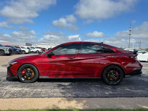 Ultimate red 2025 Hyundai ELANTRA N Base