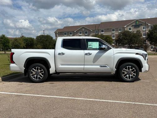 89 2026 Toyota Tundra Hybrid 1794 Edition