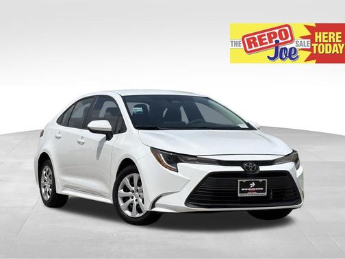 Ice Cap 2024 Toyota Corolla LE