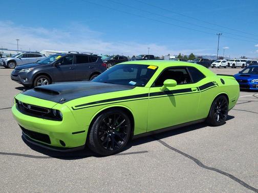 2015 Dodge Challenger R/T Plus