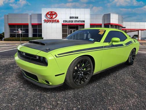 2015 Dodge Challenger R/T Plus