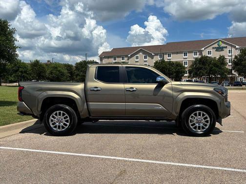 Bronze Oxide 2025 Toyota Tacoma Limited