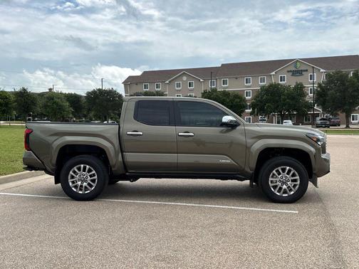 Bronze Oxide 2025 Toyota Tacoma Limited
