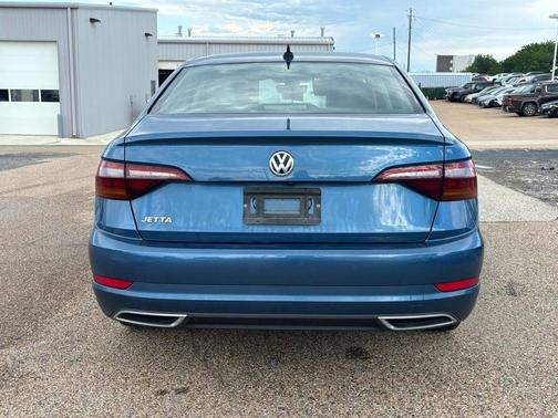 2019 Volkswagen Jetta 1.4T SEL Premium