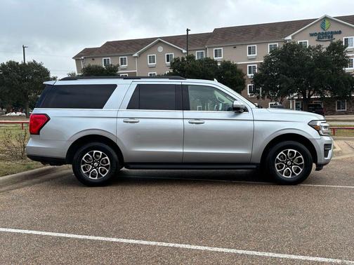 2024 Ford Expedition Max XLT