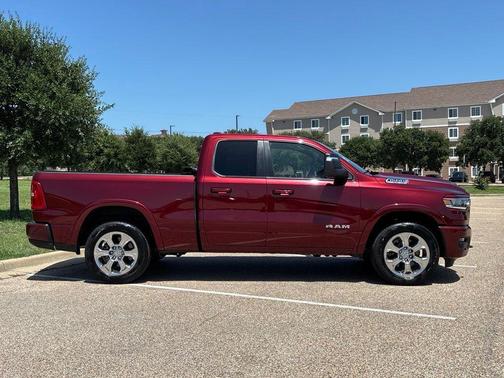 Delmonico Red Pearlcoat 2025 RAM 1500 Lone Star