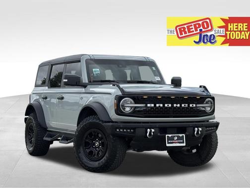 CACTUS GRAY 2024 Ford Bronco Wildtrak