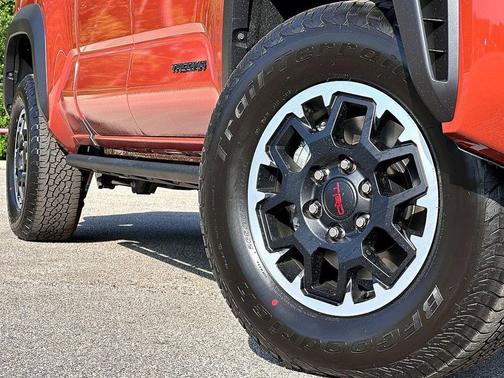 2025 Toyota Tacoma TRD Off Road