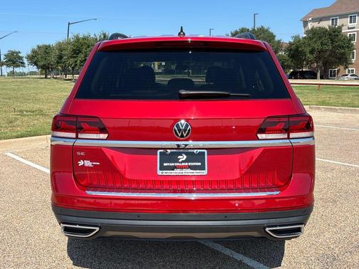 2022 Volkswagen Atlas 2.0T SE w/Technology