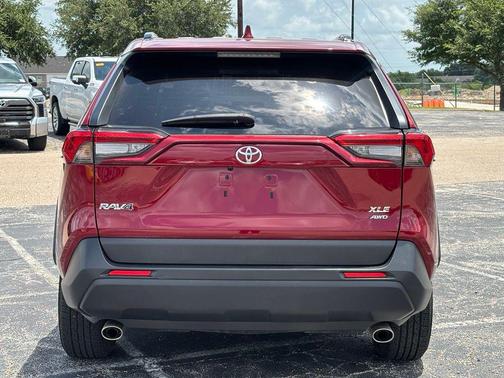 Ruby Flare Pearl 2023 Toyota RAV4 XLE
