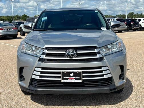2019 Toyota Highlander LE