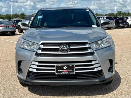 2019 Toyota Highlander LE I4