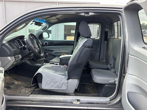 Magnetic Gray Metallic 2015 Toyota Tacoma Base