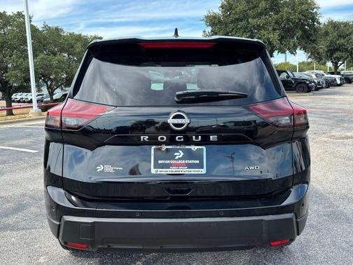 2024 Nissan Rogue S