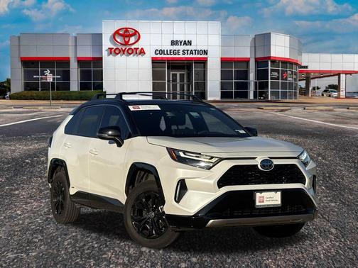 2024 Toyota RAV4 Hybrid SE