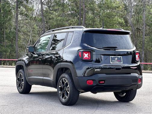 2023 Jeep Renegade Trailhawk