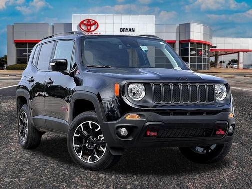 2023 Jeep Renegade Trailhawk