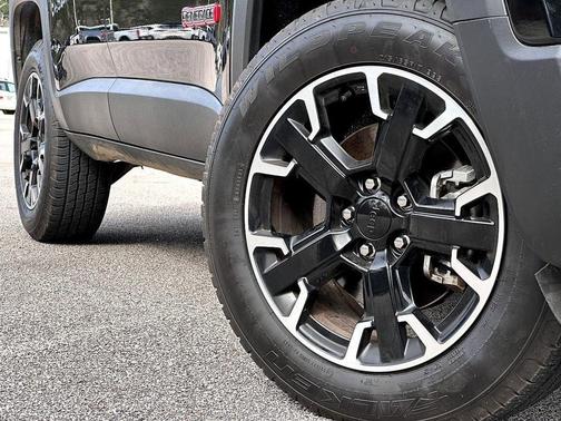 2023 Jeep Renegade Trailhawk