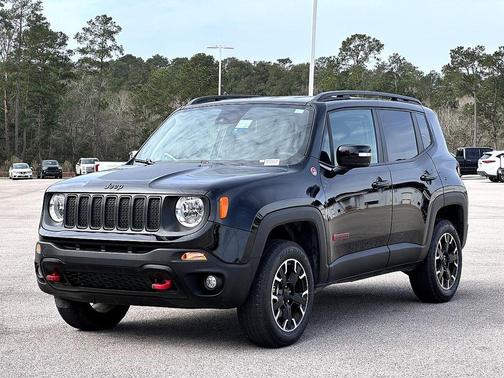 2023 Jeep Renegade Trailhawk