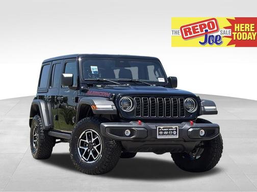 Black Clearcoat 2025 Jeep Wrangler Rubicon