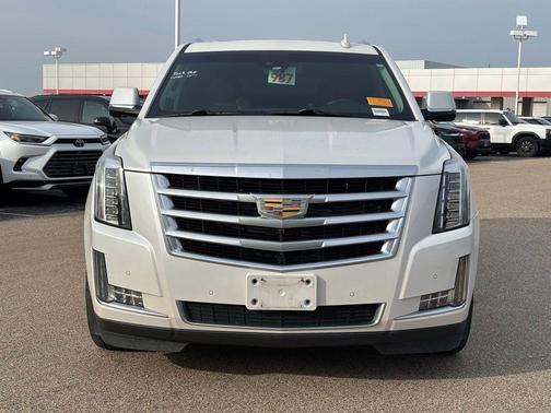 2016 Cadillac Escalade Luxury