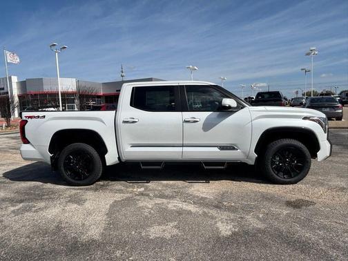 2025 Toyota Tundra Platinum