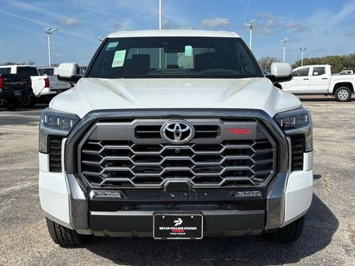 2025 Toyota Tundra Platinum
