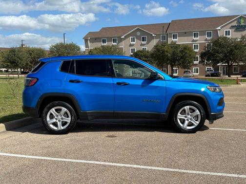 2024 Jeep Compass Sport