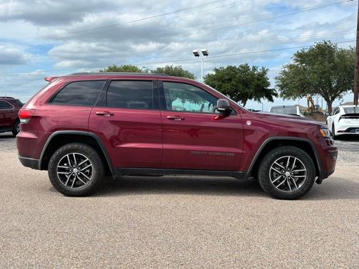 Velvet Red Pearlcoat 2017 Jeep Grand Cherokee Trailhawk