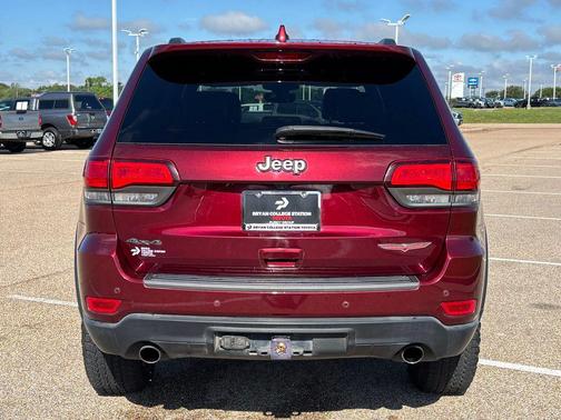 Velvet Red Pearlcoat 2017 Jeep Grand Cherokee Trailhawk