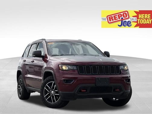 Velvet Red Pearlcoat 2017 Jeep Grand Cherokee Trailhawk