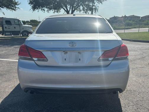 2011 Toyota Avalon Limited
