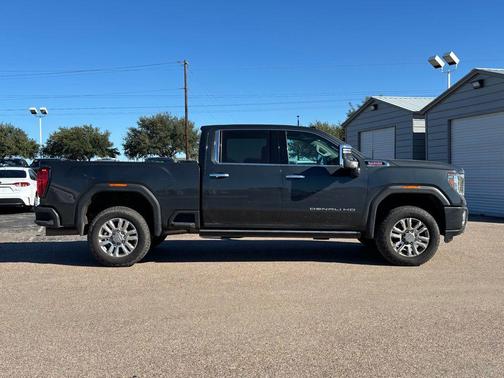 2023 GMC Sierra 2500 Denali