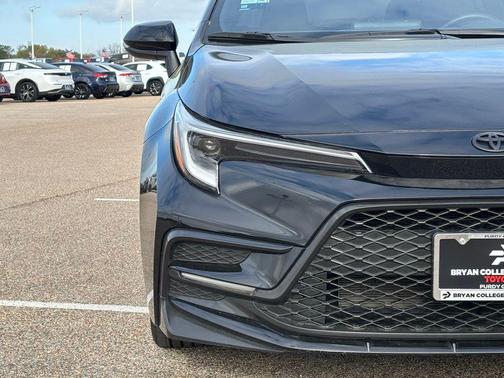 Midnight Black Metallic 2025 Toyota Corolla SE