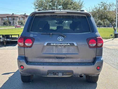 2021 Toyota Sequoia SR5