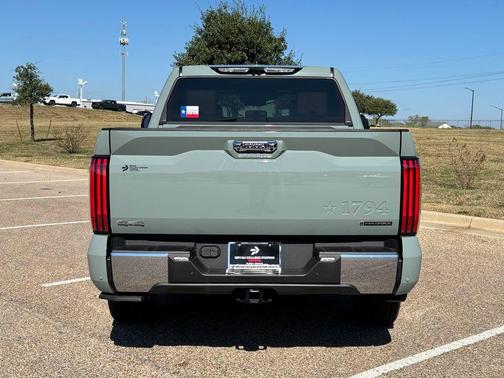 2025 Toyota Tundra Hybrid 1794 Edition