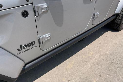 2021 Jeep Gladiator Willys 4x4