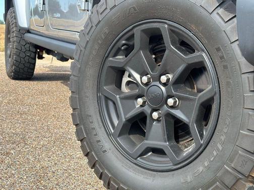 2021 Jeep Gladiator Willys 4x4