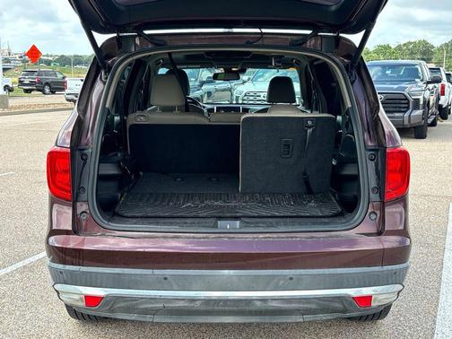 Dark Cherry Pearl 2017 Honda Pilot Touring