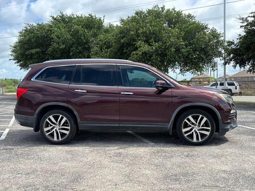 Dark Cherry Pearl 2017 Honda Pilot Touring