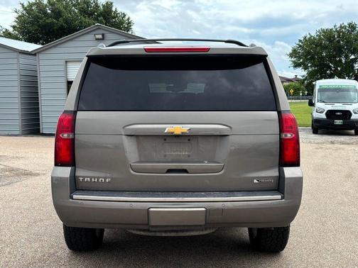 Pepperdust Metallic 2017 Chevrolet Tahoe Premier