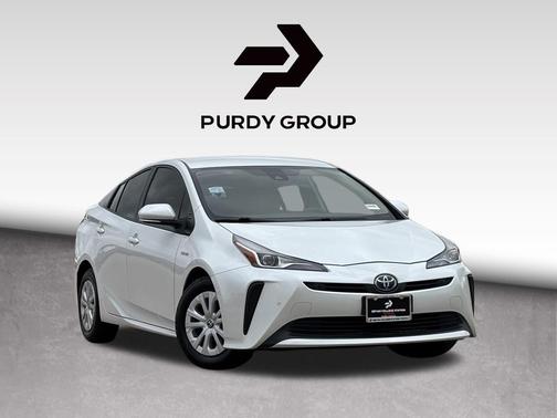 2022 Toyota Prius LE