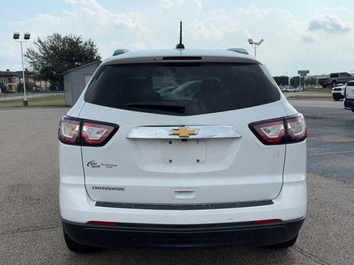 2017 Chevrolet Traverse LS