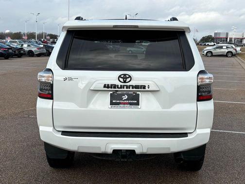 2024 Toyota 4Runner SR5 Premium