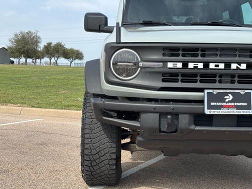 2022 Ford Bronco Black Diamond