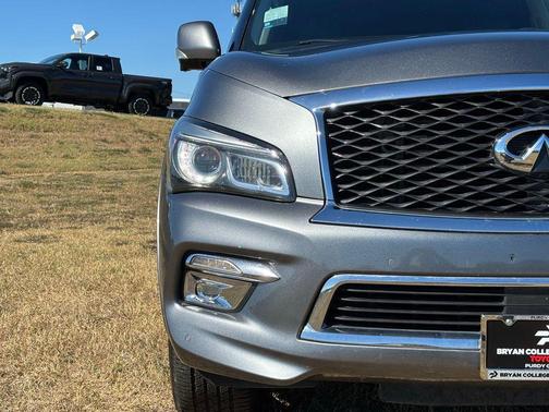 2017 INFINITI QX80 Base